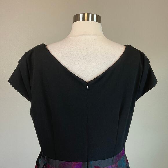 Adrianna Papell Floral Print Fit and Flare Mini Cocktail Dress Black Size 8 - Picture 7 of 12